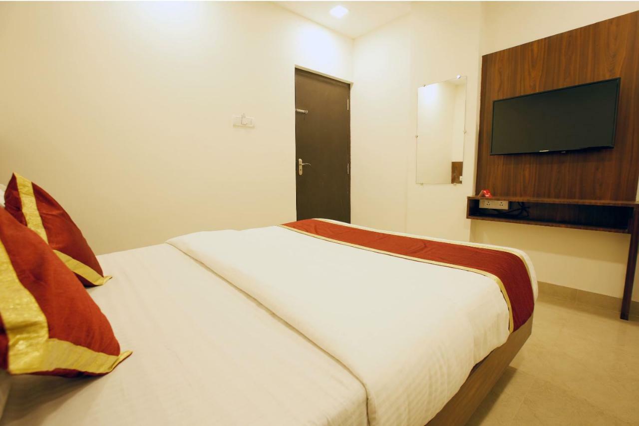 Hotel Ak International Ullāl Zewnętrze zdjęcie